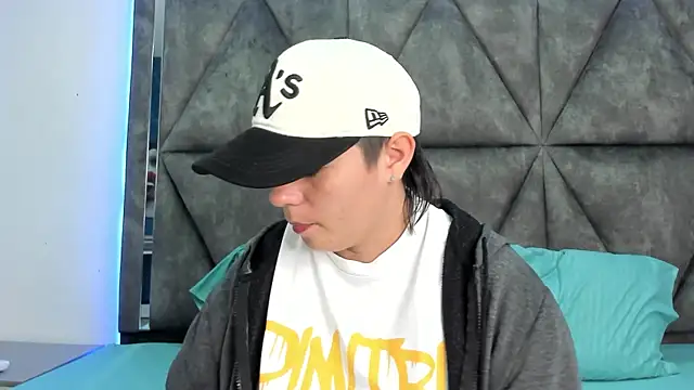 Snapshot of AbbySmiitth_ chatting on March 30, 10:22 pm AbbySmiitth online show from March 30, 10:22 pm