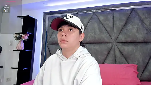 AbbySmiitth  online show from May 10, 4:23 pm