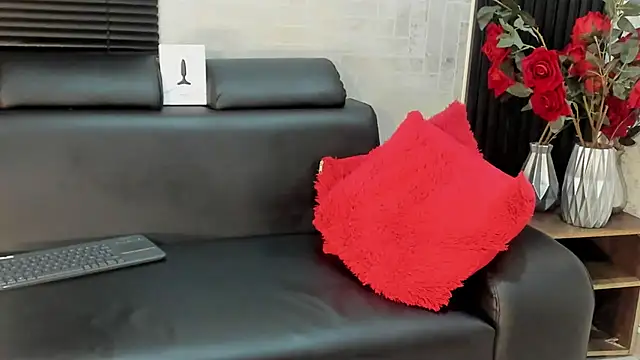 KENDER21  online show from March 20, 6:52 am