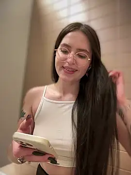 meow girl online show from January 25, 2:14 pm