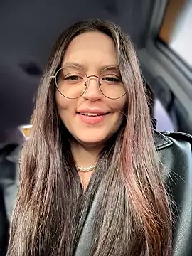 meow girl online show from March 3, 8:31 am