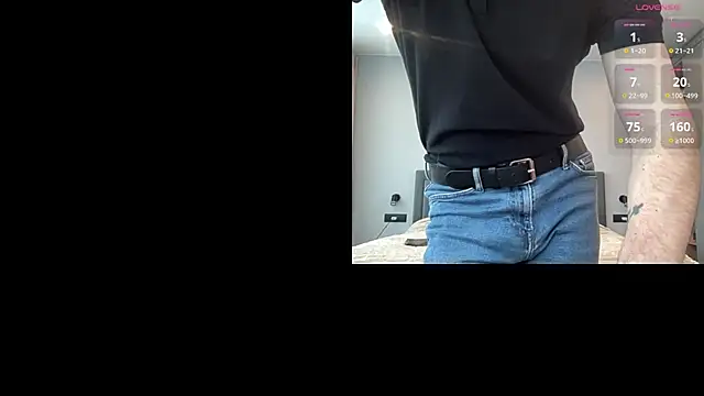 cute mark online show from January 11, 11:37 am