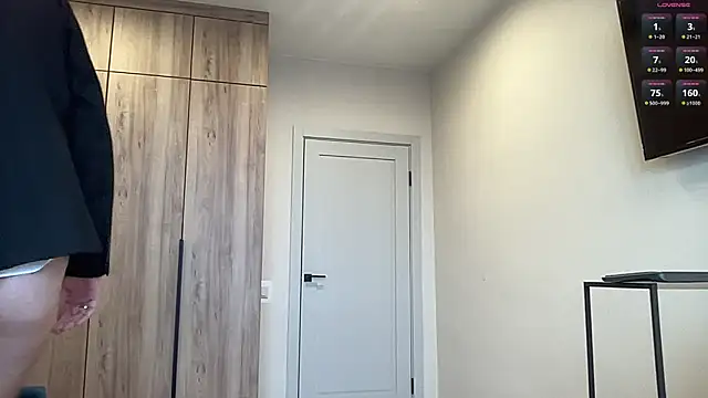 cute mark online show from March 5, 6:31 am