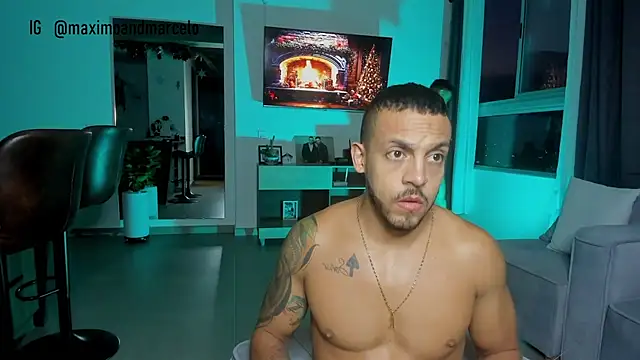 Maximo Marcelo online show from December 11, 11:10 pm