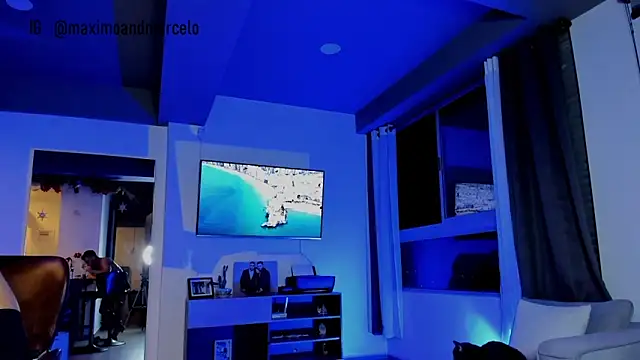 Maximo Marcelo online show from January 8, 3:08 am