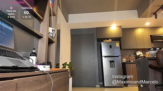 Maximo Marcelo online show from September 29, 10:47 pm