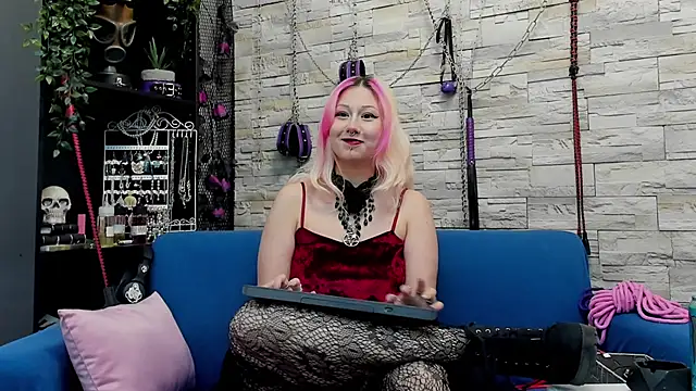 CruelMistress online show from January 3, 12:43 am