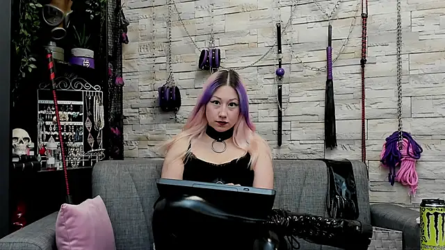 CruelMistress online show from December 3, 12:29 am
