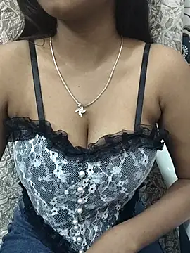 Ishaani 0 online show from February 15, 6:55 pm