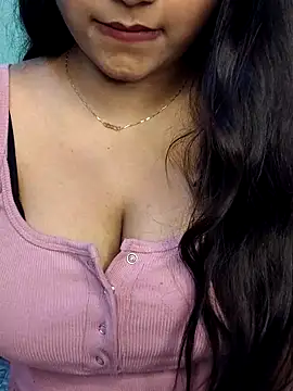 Ishaani 0 online show from February 17, 4:35 pm