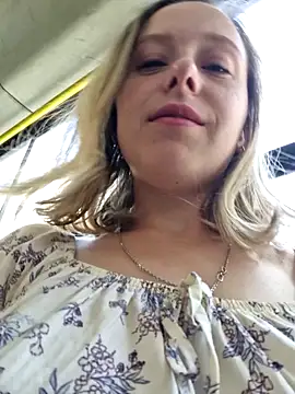 Snapshot of Public_Katrisha chatting on January 9, 3:01 pm Public Katrisha online show from January 9, 3:01 pm