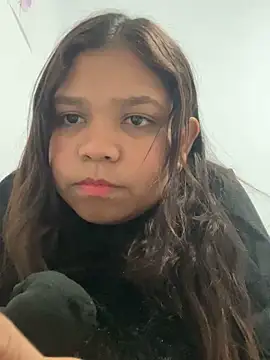Amaia Nomi online show from September 17, 10:11 pm