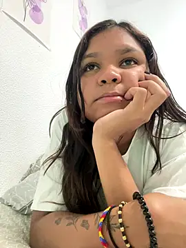 Amaia Nomi online show from September 25, 9:51 pm