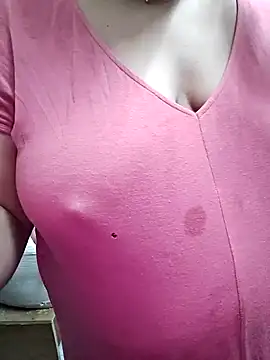 Snapshot of milf-kaira chatting on December 10, 1:33 pm milf-kaira online show from December 10, 1:33 pm