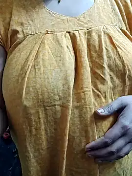 Snapshot of milf-kaira chatting on December 15, 2:16 pm milf-kaira online show from December 15, 2:16 pm