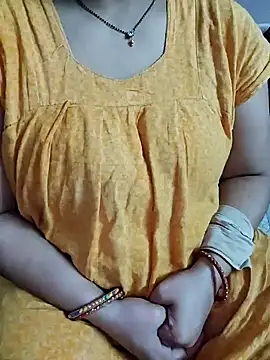 Snapshot of milf-kaira chatting on December 21, 6:02 pm milf-kaira online show from December 21, 6:02 pm