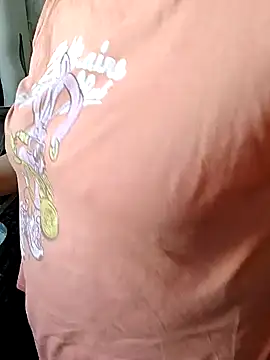 Snapshot of milf-kaira chatting on January 22, 4:23 am milf-kaira online show from January 22, 4:23 am