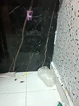 Snapshot of milf-kaira chatting on October 15, 4:56 am milf-kaira online show from October 15, 4:56 am