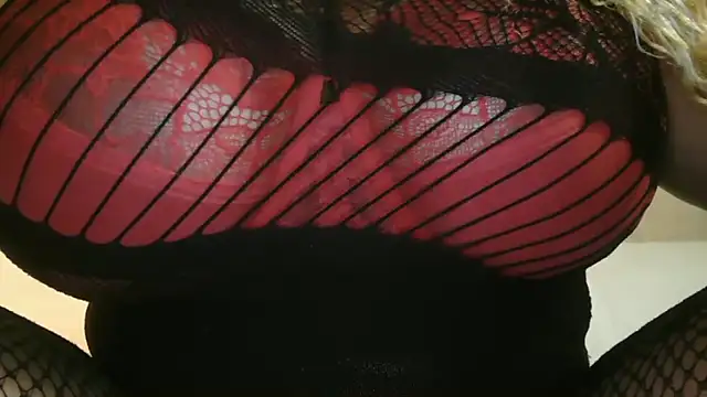 SCARLET-SANTANA online show from October 7, 9:17 am