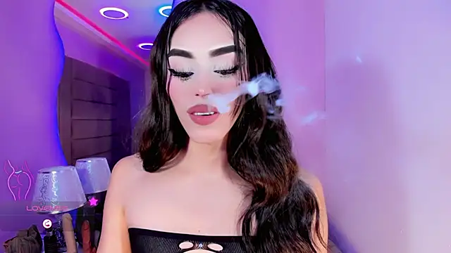 Snapshot of Shanelengel chatting on November 2, 6:05 am Shanelengel online show from November 2, 6:05 am