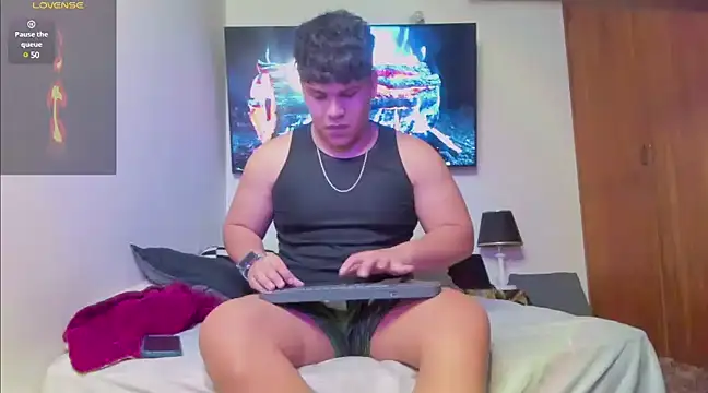 Khail68 online show from February 7, 8:33 am