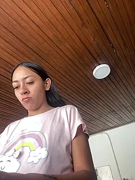 Snapshot of Little_aphrodite chatting on February 14, 3:42 pm Little aphrodite online show from February 14, 3:42 pm