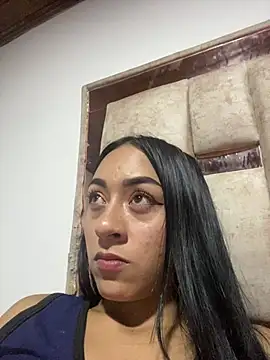 Snapshot of Little_aphrodite chatting on February 22, 2:56 am Little aphrodite online show from February 22, 2:56 am