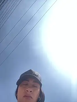 Snapshot of Little_aphrodite chatting on March 1, 3:14 pm Little aphrodite online show from March 1, 3:14 pm