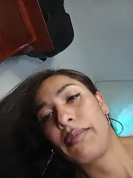 Snapshot of chloewildd_ chatting on July 5, 10:06 pm chloewildd online show from July 5, 10:06 pm