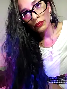 Snapshot of chloewildd_ chatting on August 1, 2:22 am chloewildd online show from August 1, 2:22 am