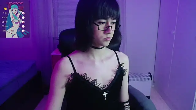 lewd pillows online show from March 4, 12:29 am