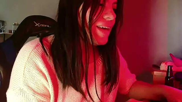 Snapshot of DirtyDi97 chatting on November 16, 2:33 pm DirtyDi97 online show from November 16, 2:33 pm