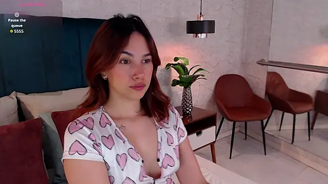 AdeleAndersonn online show from October 26, 12:55 pm