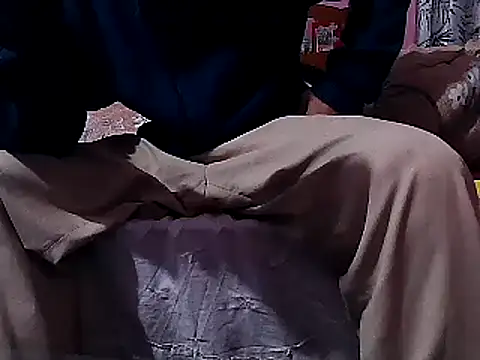 sexyguy1231 online show from December 2, 4:31 pm
