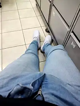 gatmoreno1 online show from October 4, 2:26 pm