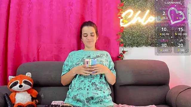 Chloesmithx  online show from January 24, 3:22 am