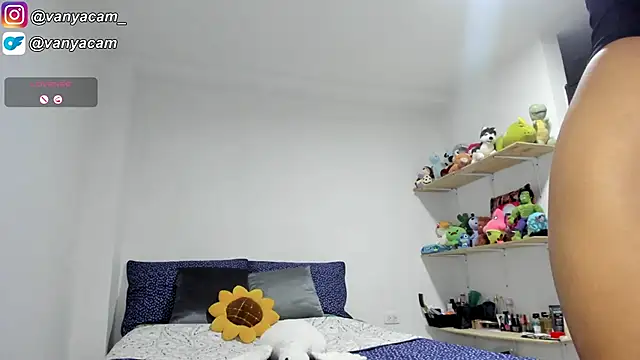 vanyacam  online show from February 27, 7:25 pm