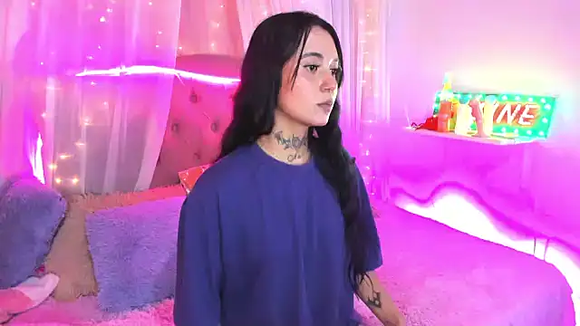  Mia  9 online show from February 7, 2:40 am