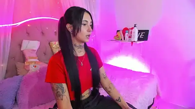  Mia  9 online show from February 17, 12:21 am
