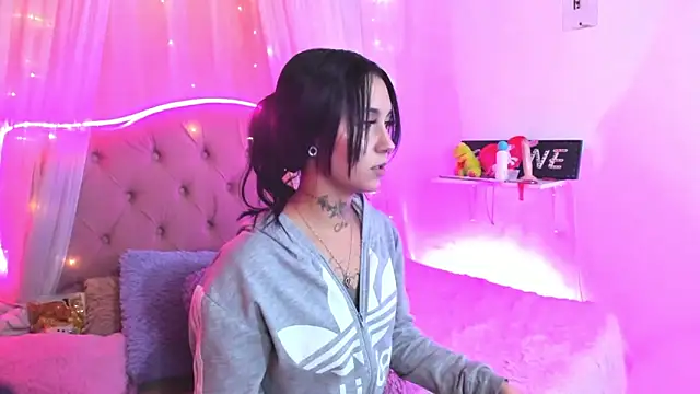  Mia  9 online show from March 1, 2:26 am