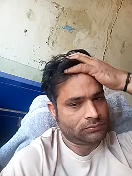 Snapshot of Priynkarani chatting on December 1, 6:07 am Priynkarani online show from December 1, 6:07 am