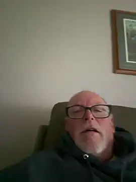 Snapshot of wildrocket02 chatting on May 12, 1:08 pm wildrocket02 online show from May 12, 1:08 pm