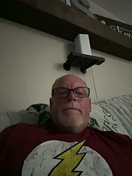 Snapshot of wildrocket02 chatting on May 28, 3:15 am wildrocket02 online show from May 28, 3:15 am