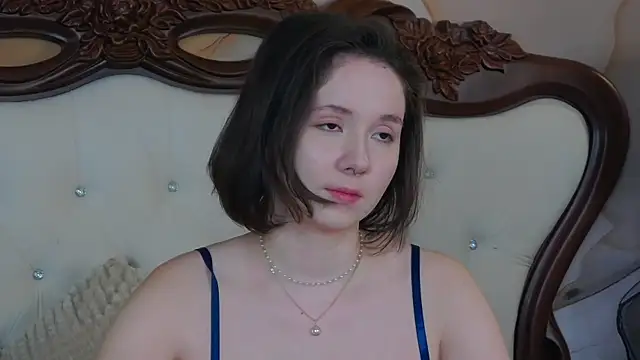 IreneRaye online show from February 18, 4:48 am