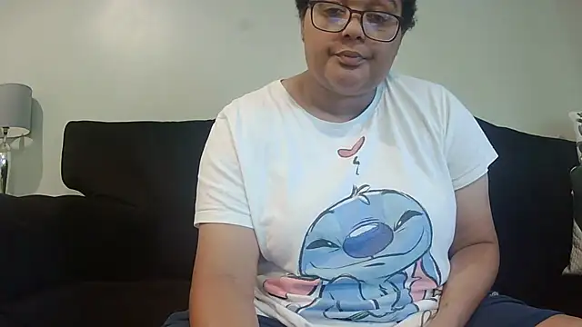 Snapshot of vanilla_chocolate23 chatting on September 22, 8:38 am vanilla chocolate23 online show from September 22, 8:38 am