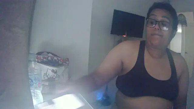 Snapshot of vanilla_chocolate23 chatting on June 26, 7:57 am vanilla chocolate23 online show from June 26, 7:57 am