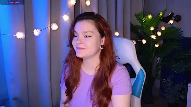 Snapshot of EnnySunrise chatting on September 20, 7:48 pm EnnySunrise online show from September 20, 7:48 pm