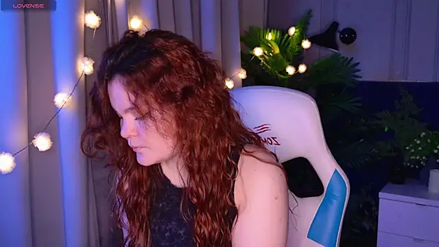 Snapshot of EnnySunrise chatting on October 1, 6:58 pm EnnySunrise online show from October 1, 6:58 pm