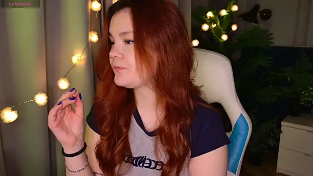 Snapshot of EnnySunrise chatting on October 3, 6:49 pm EnnySunrise online show from October 3, 6:49 pm