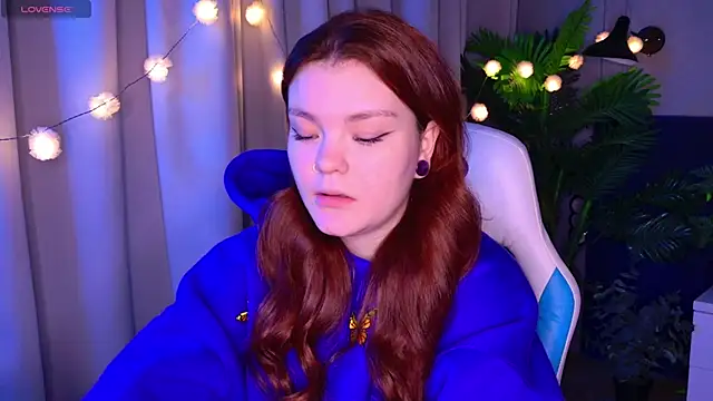 Snapshot of EnnySunrise chatting on October 11, 7:12 pm EnnySunrise online show from October 11, 7:12 pm